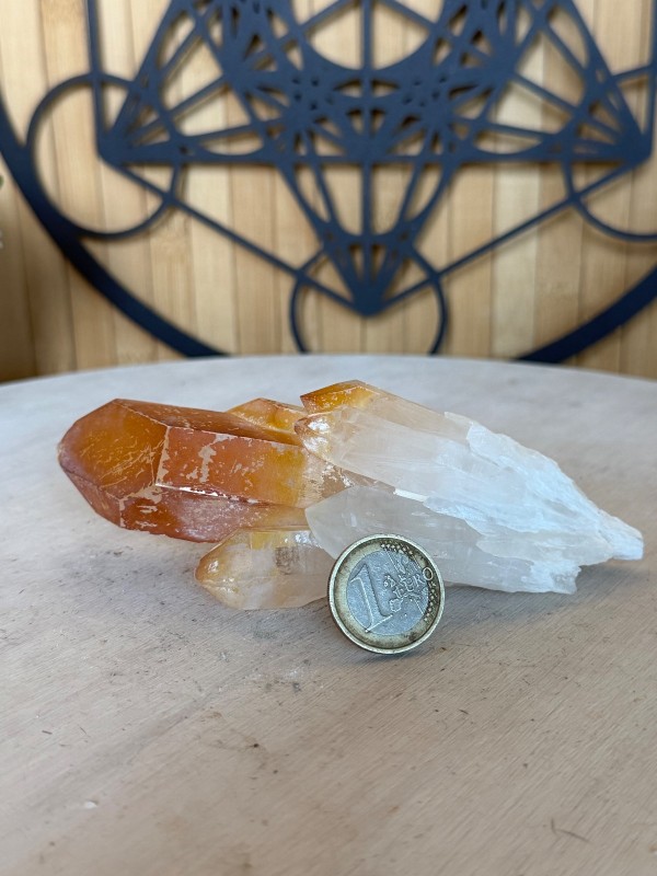 Pointe brute de quartz (0.225kg)