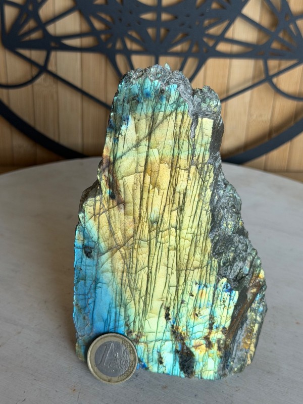 Labradorite (0.855kg)
