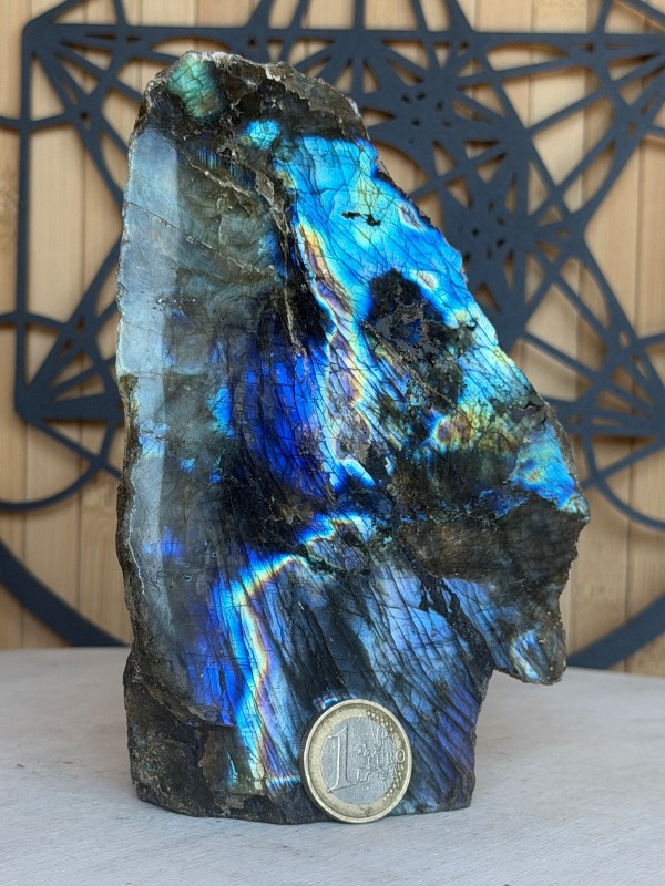 Labradorite semi polie (0.8kg)