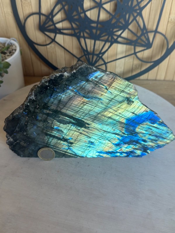 Labradorite semi polie (1.68kg)