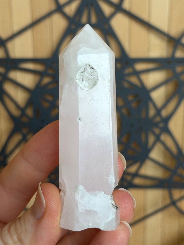 Pointe en manganocalcite (0.09kg)