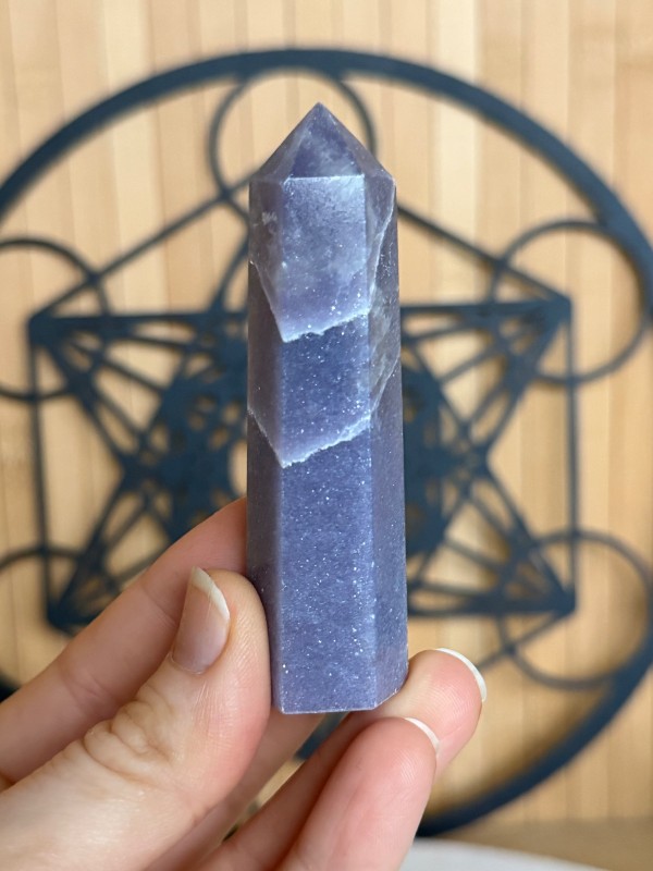 Pointe en Lepidolite (0.071kg)