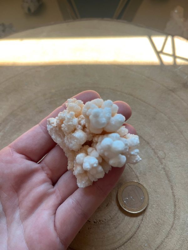 Aragonite (0.063 Kg)