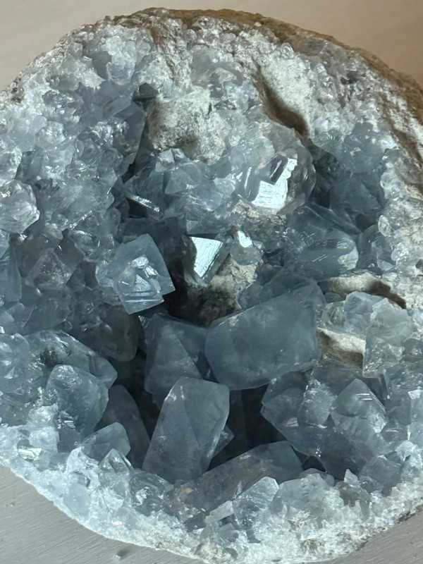 Célestite (1.1kg)