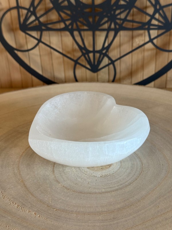 Coupelle forme cœur en sélénite (0.3kg)