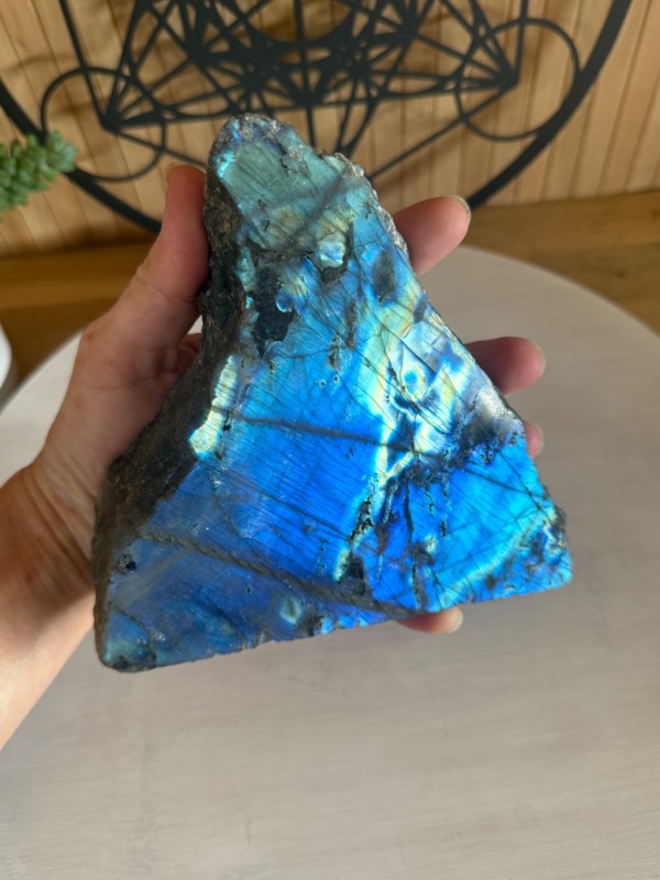 Labradorite semi polie (0.995kg)
