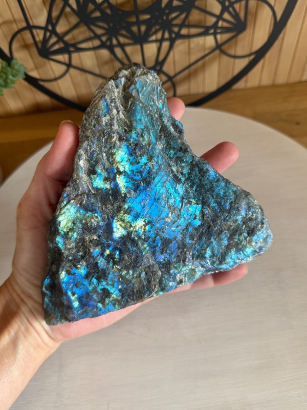 Labradorite semi polie (0.995kg)