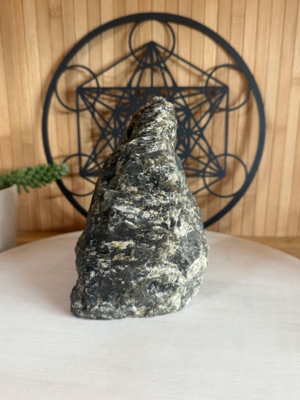 Labradorite semi polie (1.83kg)