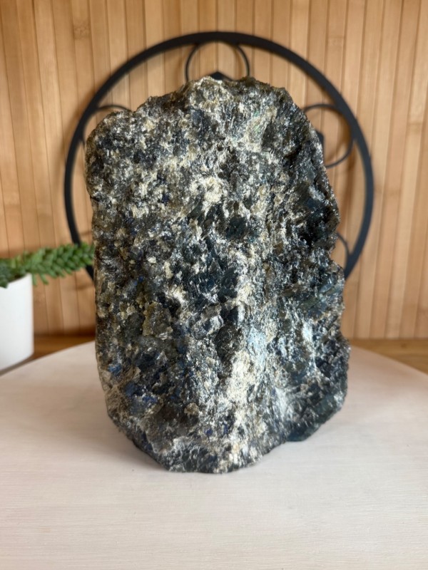 Labradorite semi polie (2.33kg)
