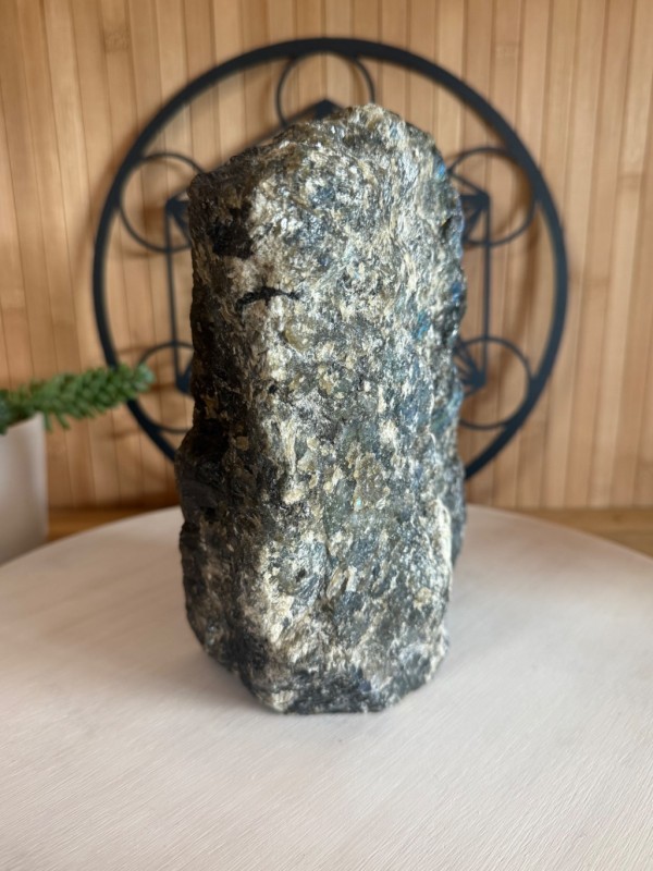 Labradorite semi polie (2.33kg)