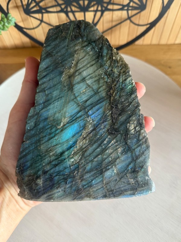 Labradorite semi polie (1.16kg)