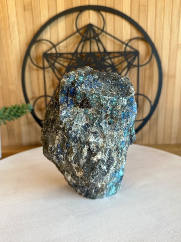 Labradorite semi polie (0.92kg)