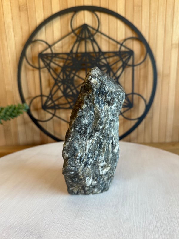 Labradorite semi polie (0.92kg)