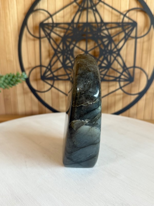 Labradorite (0.82kg)