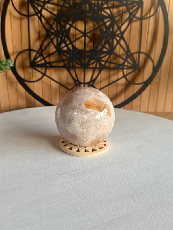 Sphère améthyste rose (0.44kg)