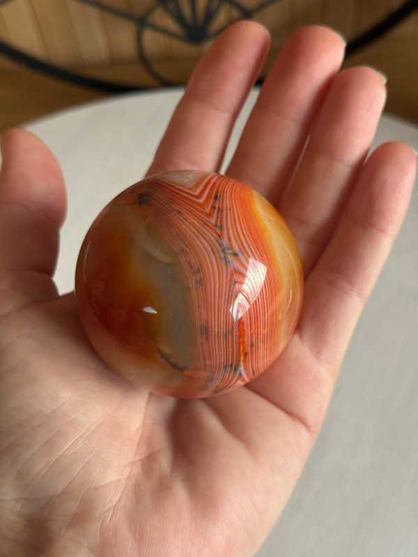 Sphère en cornaline (0.25kg)