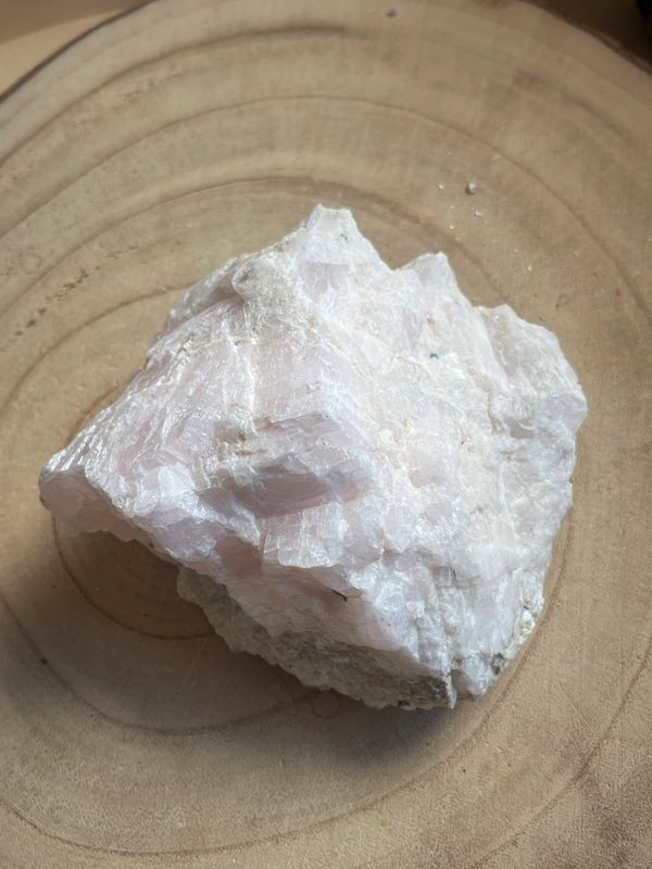 Manganocalcite (0.747 Kg)