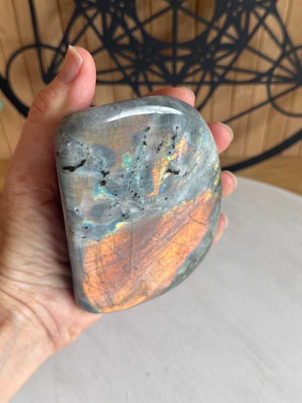 Labradorite (0.645kg)