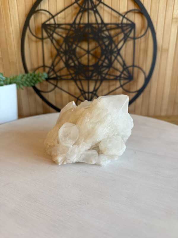 Amas de quartz (0.695kg)