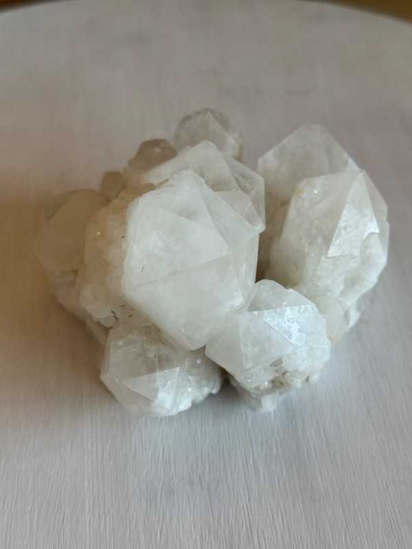 Amas de quartz (0.695kg)