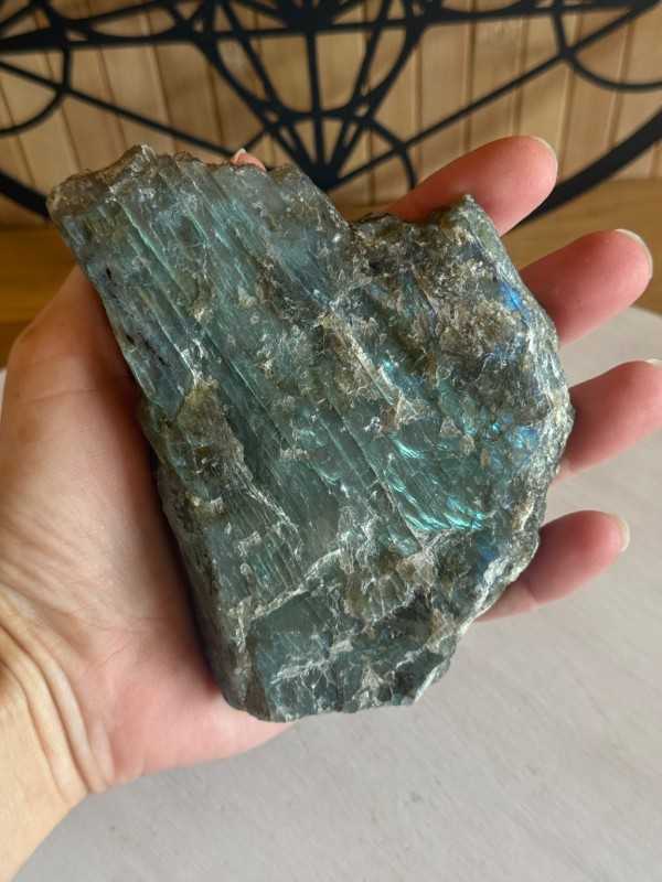 Labradorite semi polie (0.38kg)