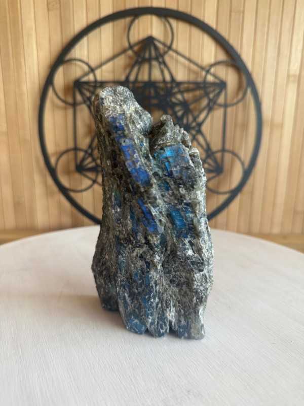Labradorite semi polie (0.71kg)