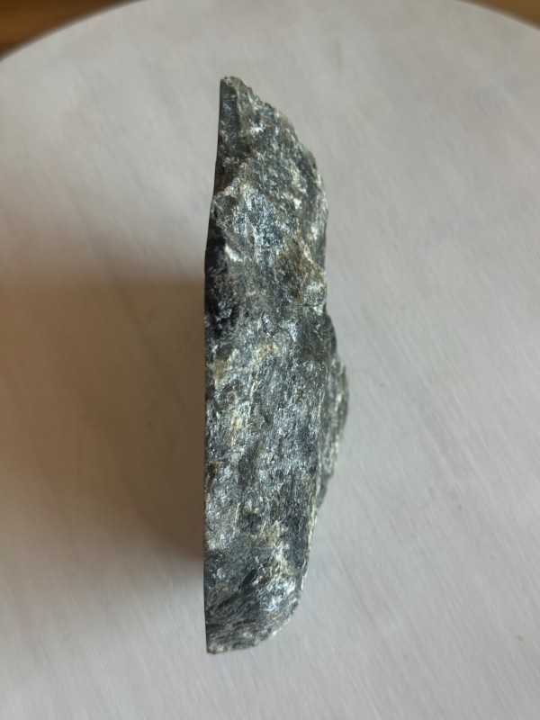 Labradorite semi polie (0.875kg)