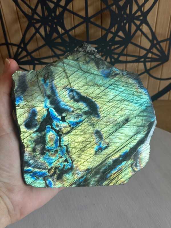 Labradorite semi polie (0.875kg)