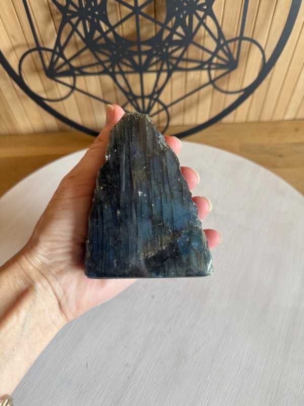 Labradorite semi polie (0.505kg)
