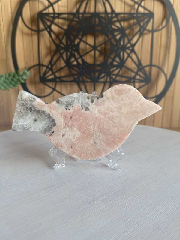Oiseau en améthyste rose (0.255kg)