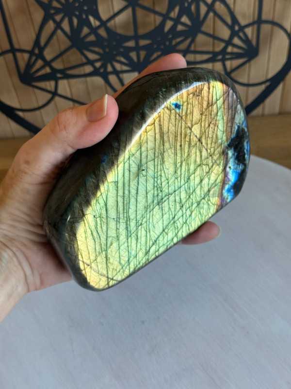 Labradorite (1.25kg)