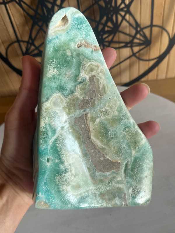 Aragonite bleue (1.07kg)