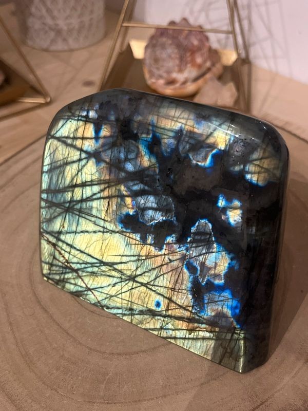 Labradorite (1,77 Kg)