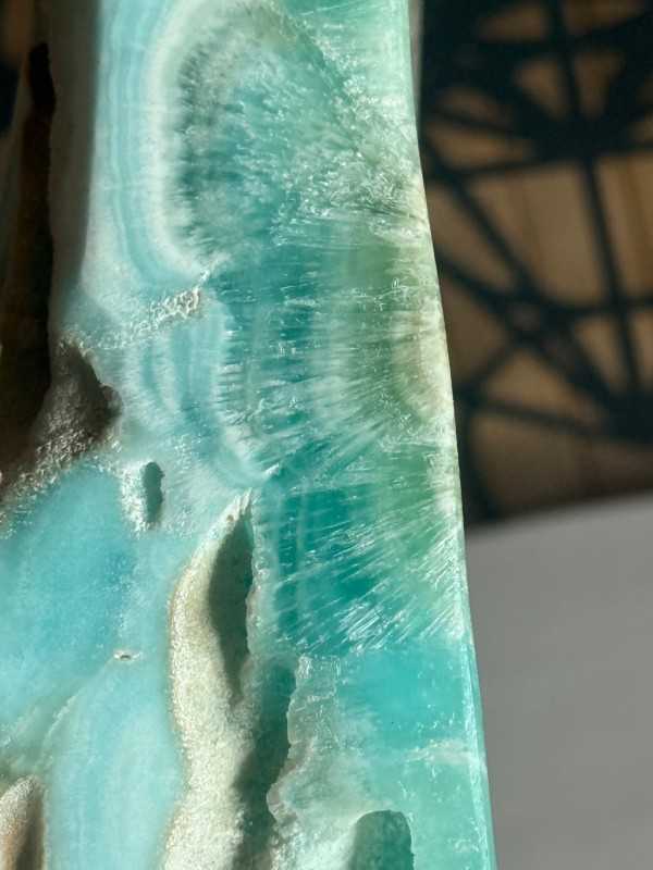 Aragonite bleue (1.07kg)