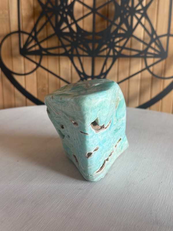 Aragonite bleue (0.56kg)