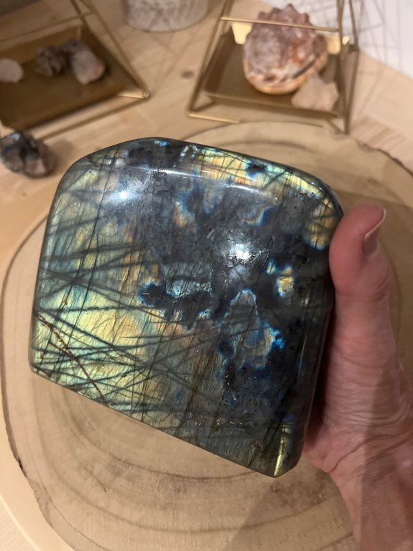 Labradorite (1,77 Kg)