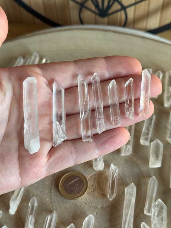 Lot de pointes brutes de cristal de roche (0.200kg)