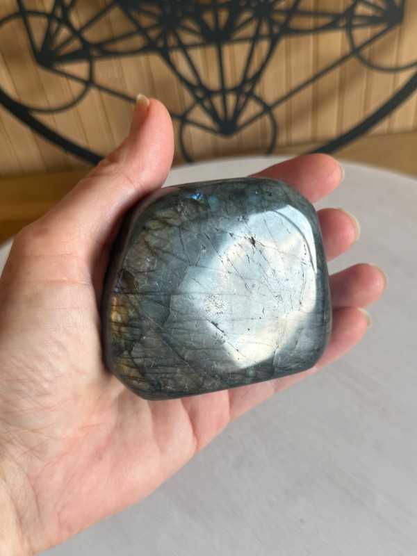 Labradorite (0.355kg)