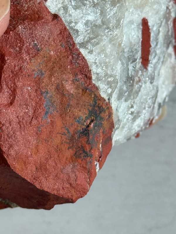 Jaspe rouge (0.935kg)