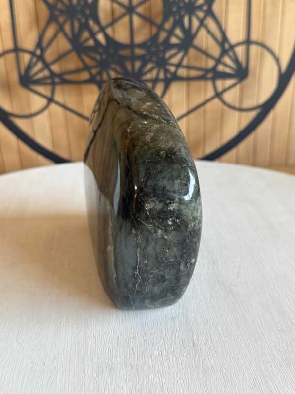 Labradorite (1kg)