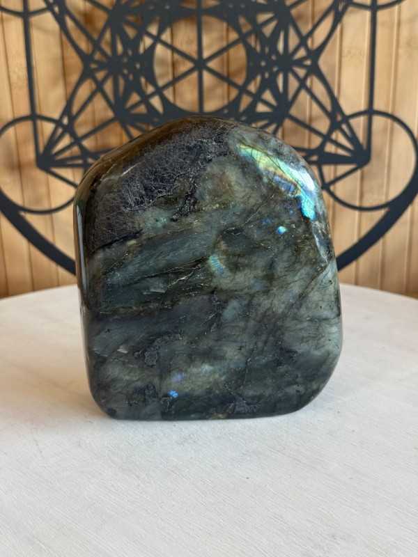 Labradorite (1kg)