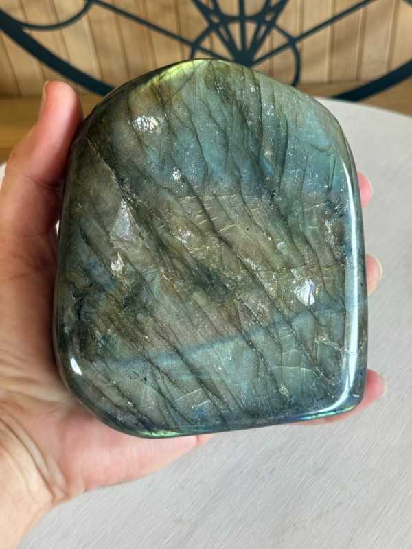 Labradorite (1kg)