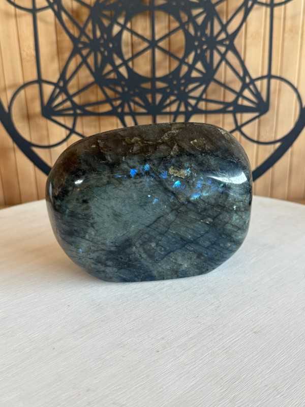 Labradorite (1kg)
