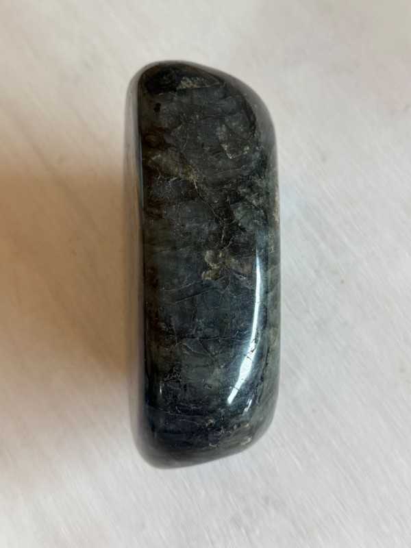 Labradorite (1kg)