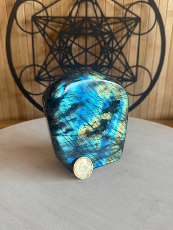 Labradorite (1.08kg)