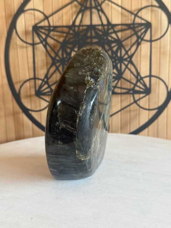 Labradorite (1.355kg)