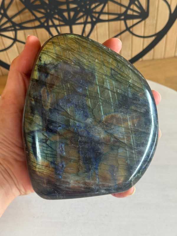 Labradorite (1.355kg)
