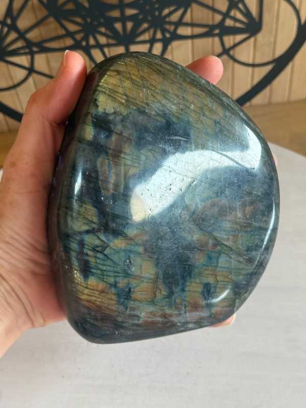Labradorite (1.355kg)