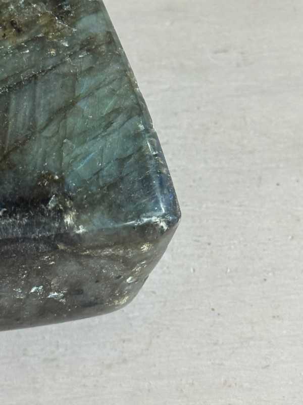 Labradorite (1.32kg)