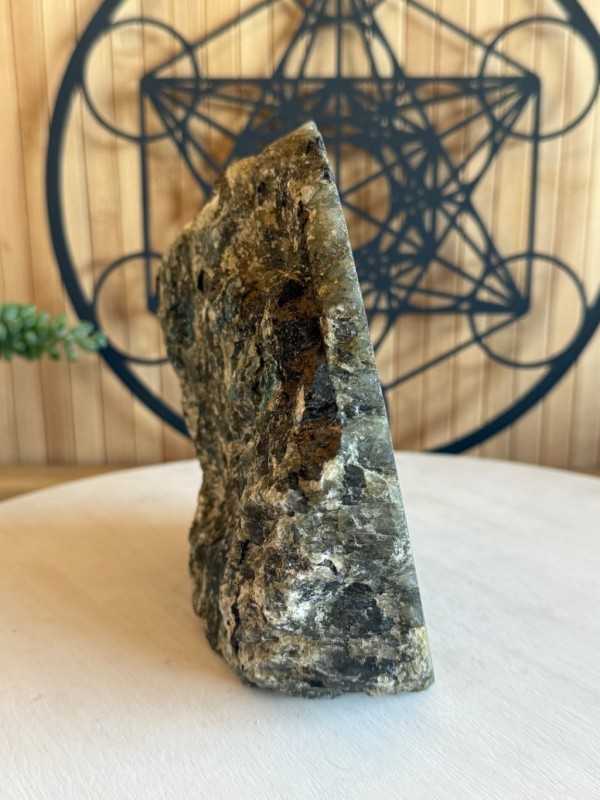 Labradorite (2.08kg)